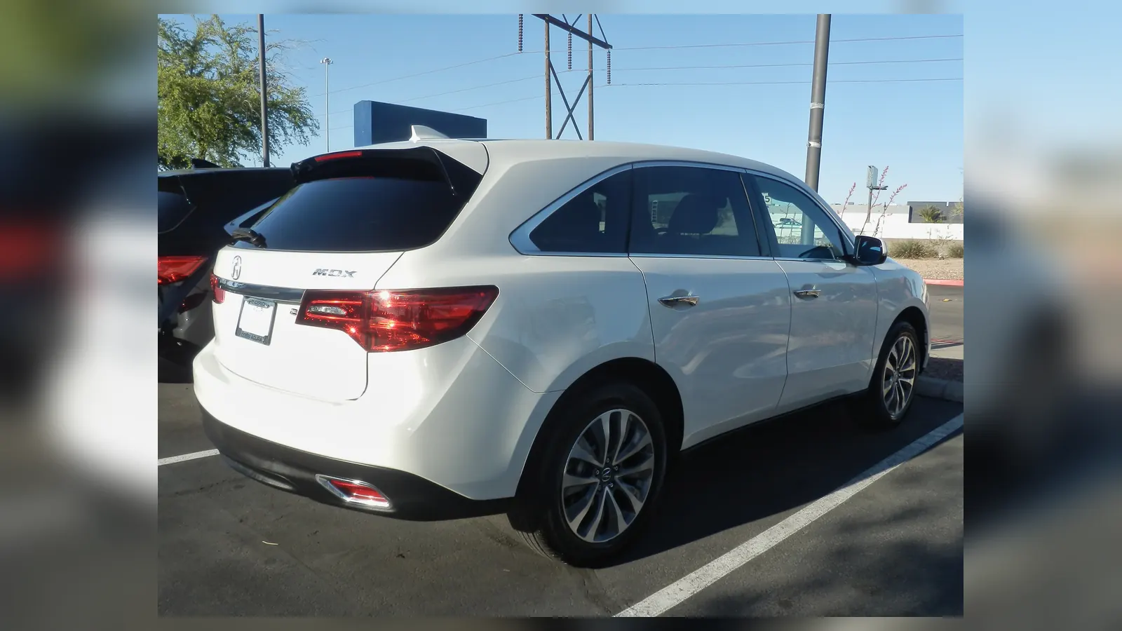 Photo réelle d’une Acura MDX illustrant le guide d’achat belge