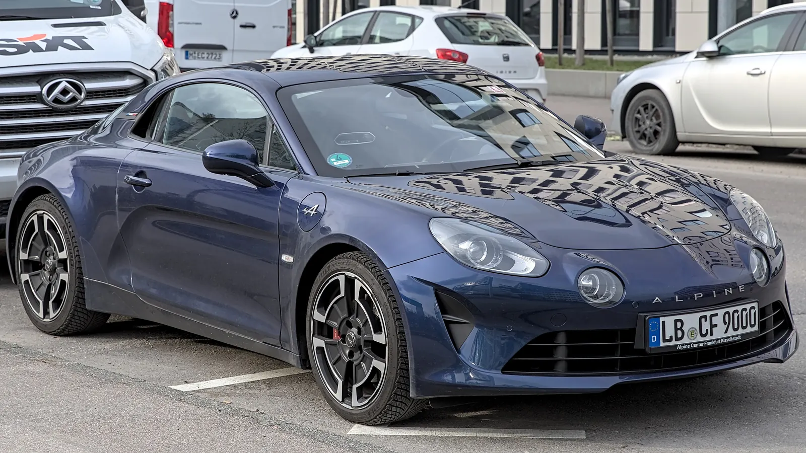Photo réelle d’une Alpine A110 illustrant le guide d’achat belge