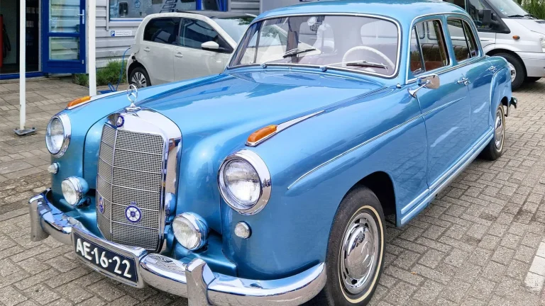 Voiture réelle photographiée en extérieur pour « Quelle assurance auto pour une voiture d’occasion en Belgique : guide complet »