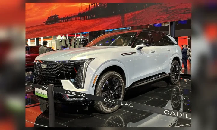 Photo réelle d’une Cadillac Escalade illustrant le guide d’achat belge