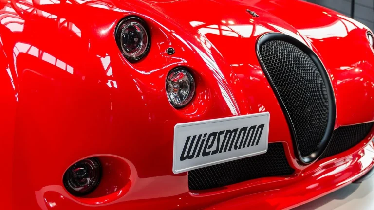 Voiture réelle photographiée dans un contexte de démarches automobiles pour « Changer d’assurance auto en Belgique : Quand et comment le faire sans frais ? »