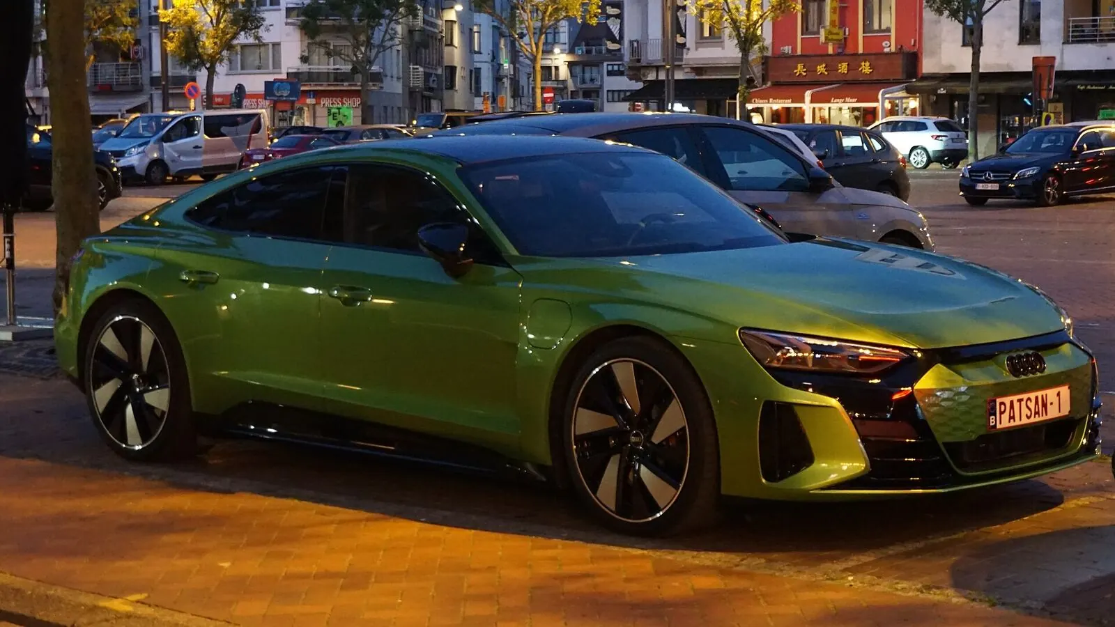 Voiture réelle photographiée dans un contexte de démarches automobiles pour « Fiscalité du leasing automobile en Belgique pour les entreprises »