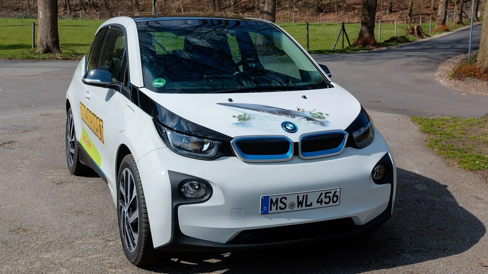 Voiture réelle photographiée dans un contexte de démarches automobiles pour « Les garanties offertes par les contrats de leasing en Belgique »