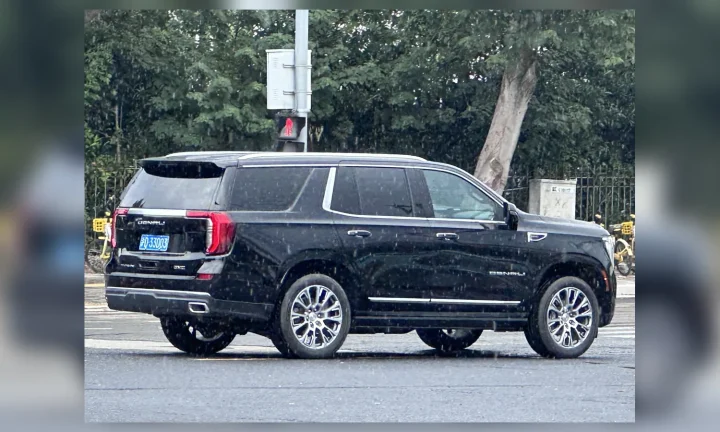 Photo réelle d’une GMC Yukon illustrant le guide d’achat belge