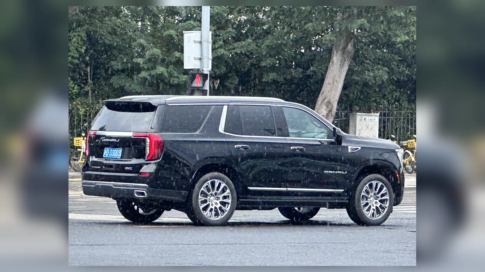Photo réelle d’une GMC Yukon illustrant le guide d’achat belge