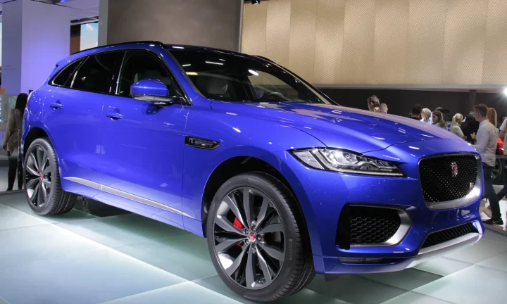 Photo réelle d’une Jaguar F-Pace illustrant le guide d’achat belge