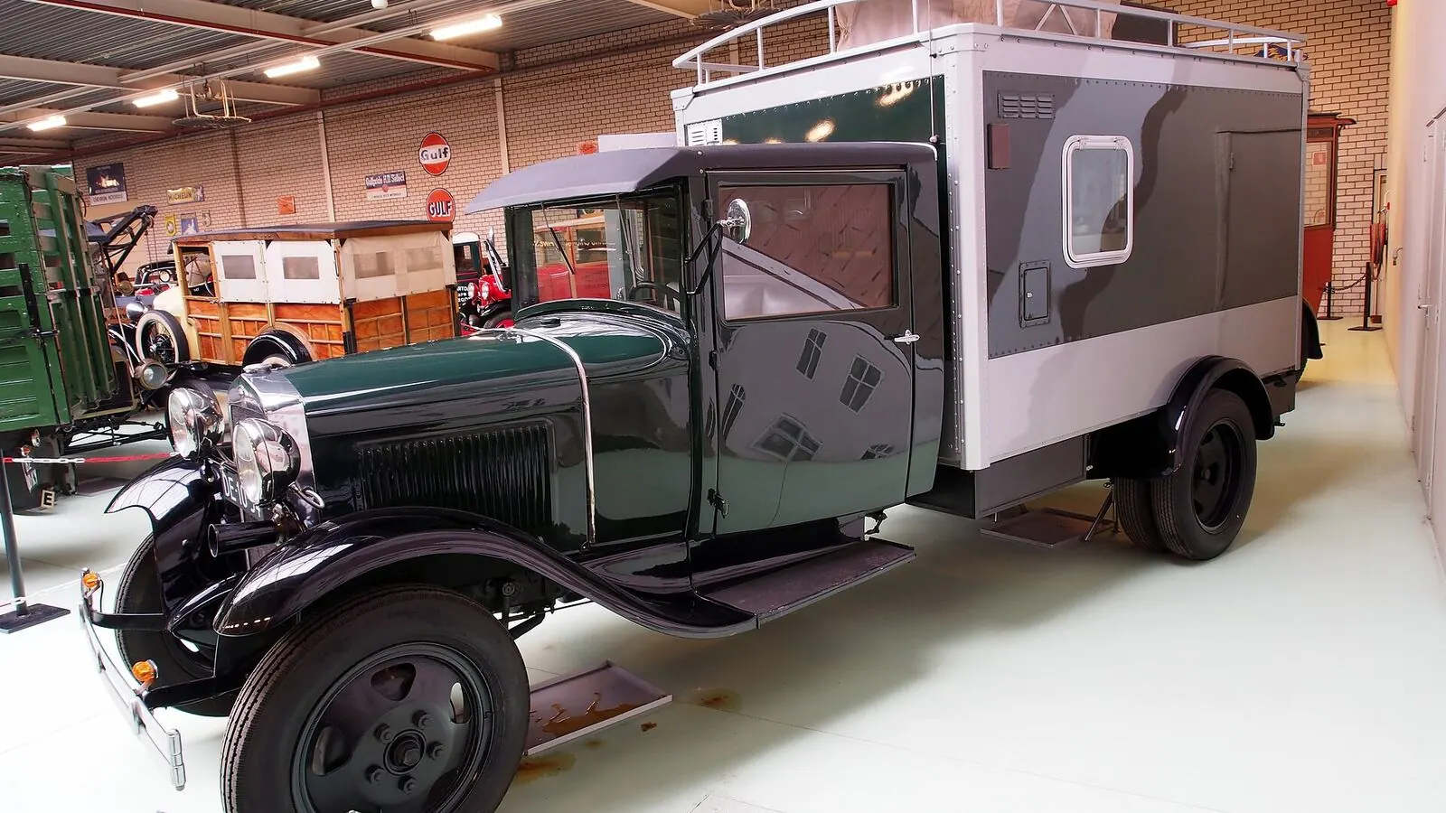 Camping-car réel photographié sur la route ou en stationnement pour « Leasing de camping-car en Belgique : Une alternative intéressante ? »
