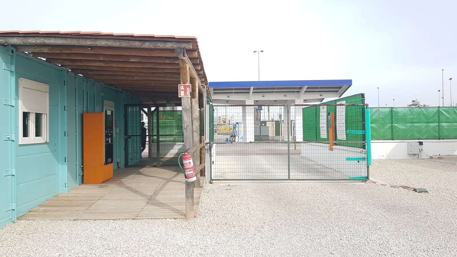Camping-car réel photographié sur la route ou en stationnement pour « Permis de Conduire pour Camping-car en Belgique : Ce qu’il Faut Savoir »