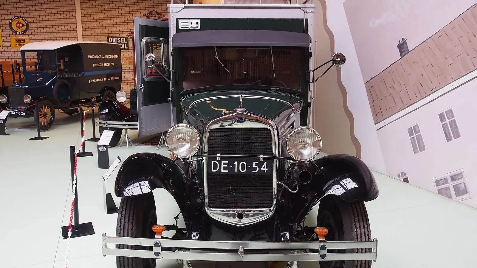 Camping-car réel photographié sur la route ou en stationnement pour « Comprendre le prêt camping-car en Belgique : Guide complet »