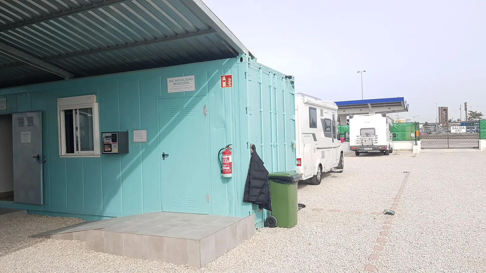 Camping-car réel photographié sur la route ou en stationnement pour « Réglementation et Législation Camping-car en Belgique »
