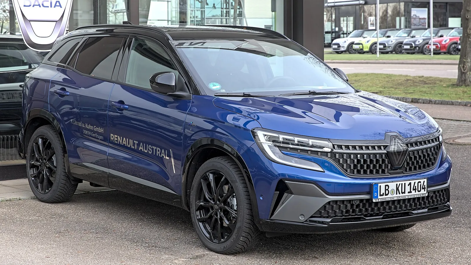 Renault Austral photographié de trois quarts avant