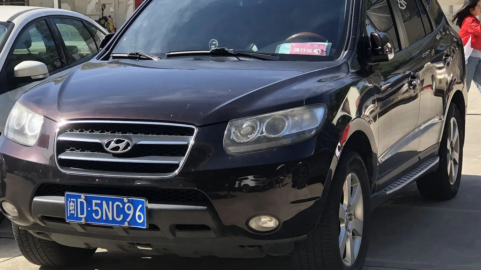 Voitures réelles photographiées dans un contexte de vente automobile pour « Vendre sa Voiture en Belgique »
