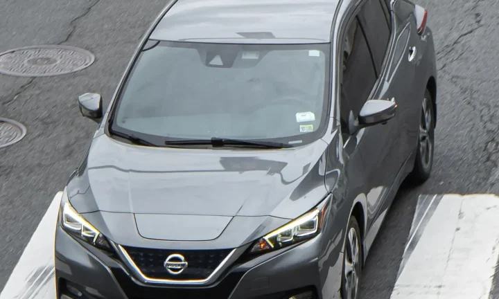 Voiture électrique réelle photographiée en extérieur pour « Voitures Électriques Familiales en Belgique : Le Guide Complet »