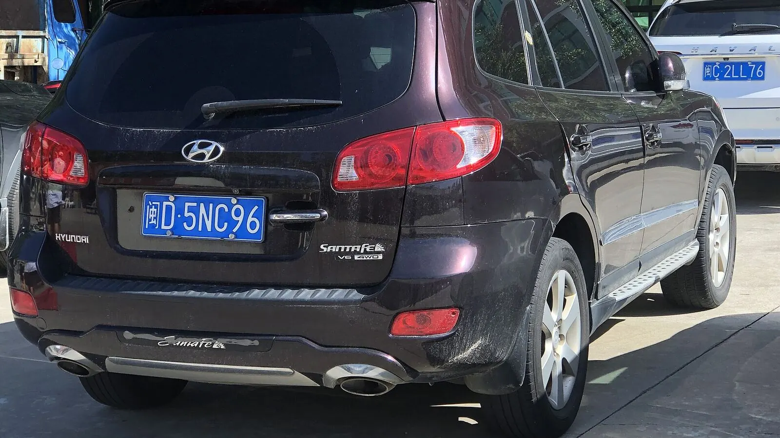 Voitures réelles photographiées dans un contexte de vente automobile pour « Zones de basses émissions (LEZ) en Belgique: Impact sur l’achat de voiture »