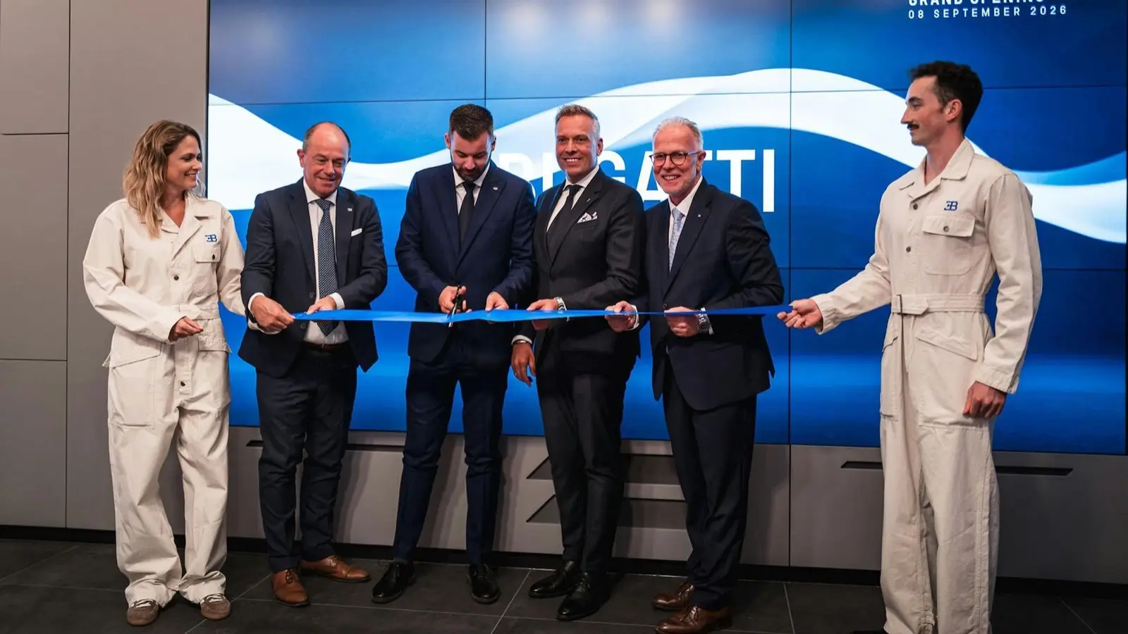 Voitures Bugatti exposées dans le nouveau showroom de Bruxelles