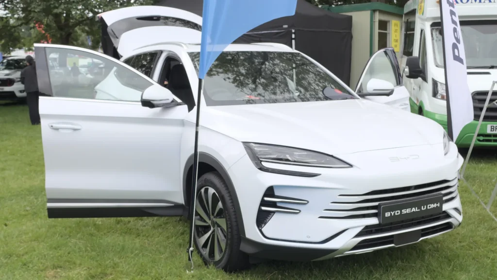 BYD Seal U DM-i exposé au Nottingham Motor Show