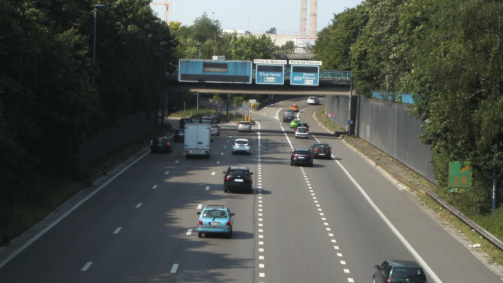 R9 à Charleroi, aux portes de Waterloo et de Fleurus
