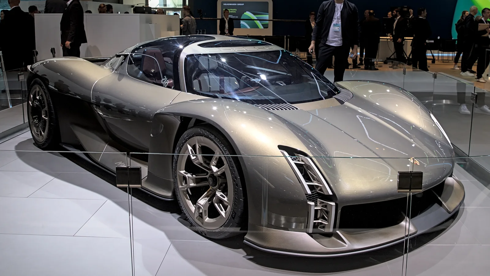 Archive : Porsche Mission X à l’IAA 2023, distincte de Mission S