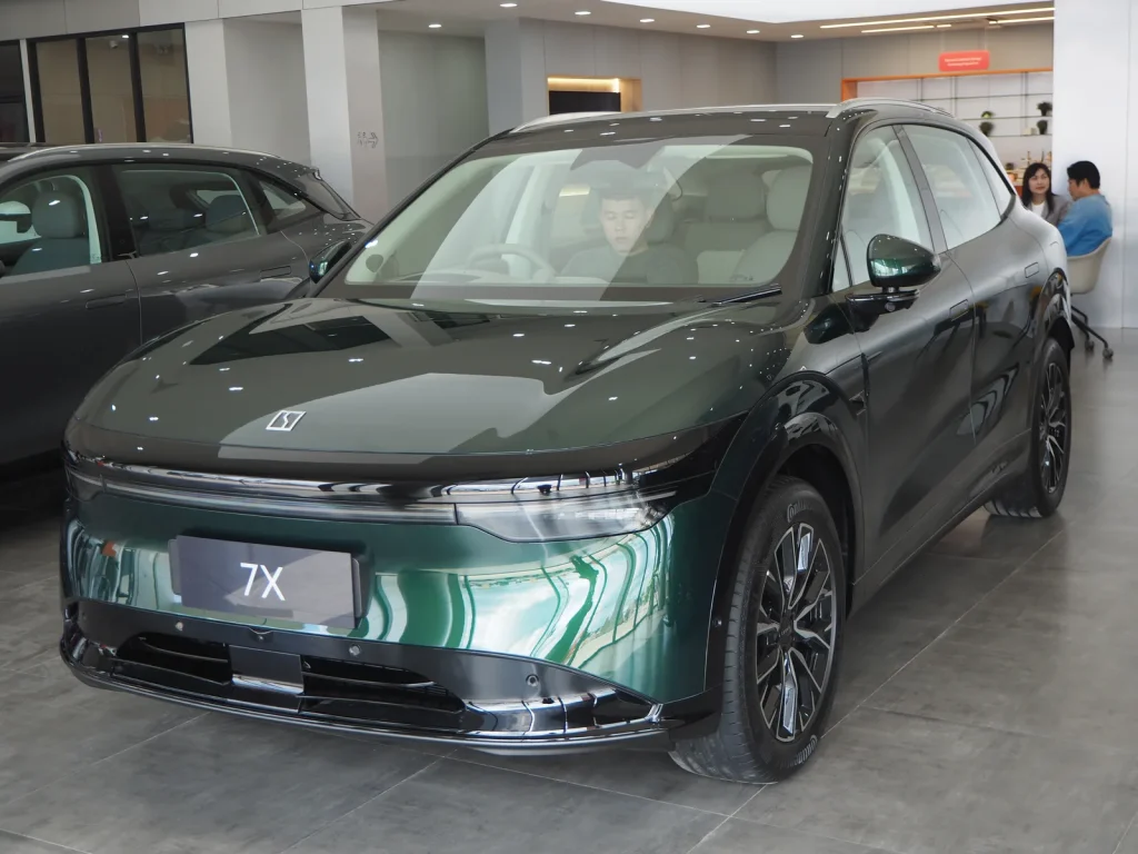 Archive : Zeekr 7X Long Range RWD de 2025, avant le remaniement annoncé